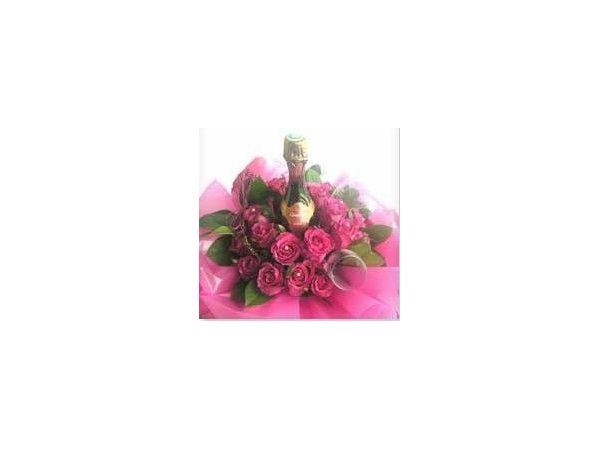 Rzsaszn csokor klnleges pezsgvel