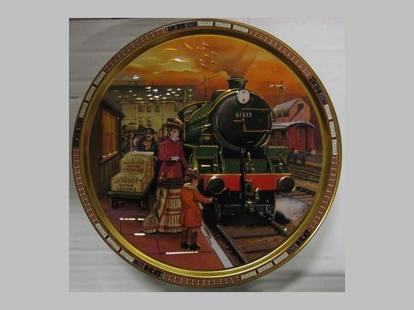 Dn vajas keksz klnlegessg mozdonyos kppel